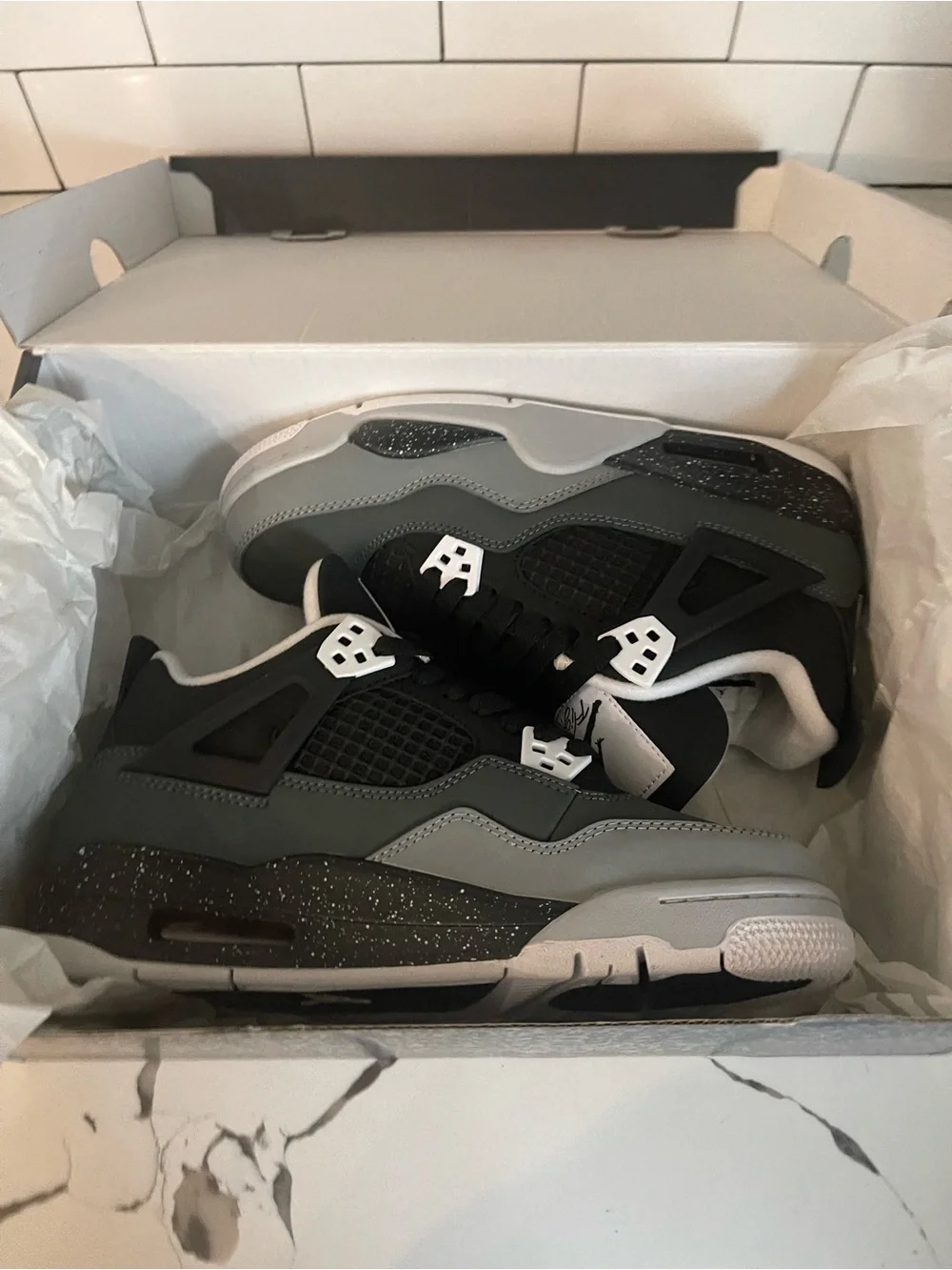 Mens Retro 4 Fear Size 6.